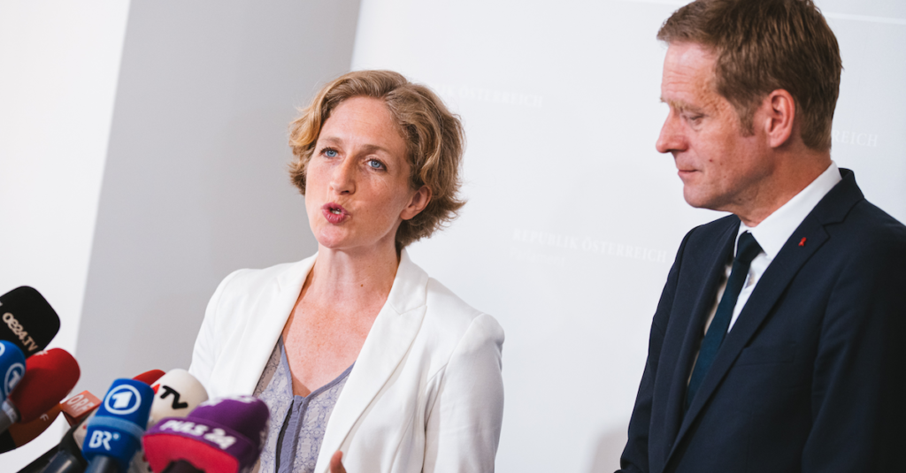 Stephanie Krisper (NEOS) und Kai-JAn Kariner (SPÖ) führen die Opposition im U-Ausschuss an. Worum geht es der Opposition um Stephanie Krisper (NEOS) und Kai-Jan Krainer (SPÖ) wirklich?
