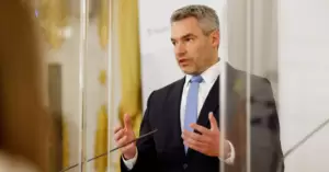 Innenminister Karl Nehammer; Foto: BKA/ Dragan Tatic