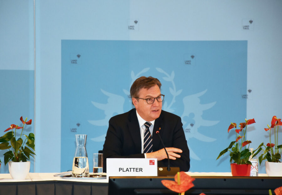 Tirols Landeshauptmann Günther Platter übergibt das Amt. Foto: Land Tirol/Pichler