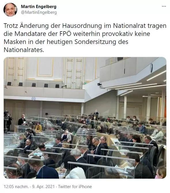 FPÖ-Abgeordnete folgen Herbert Kickl und lehnen die Maskenpflicht im Parlament weiterhin ab. Screenshot: Twitter @MartinEngelberg