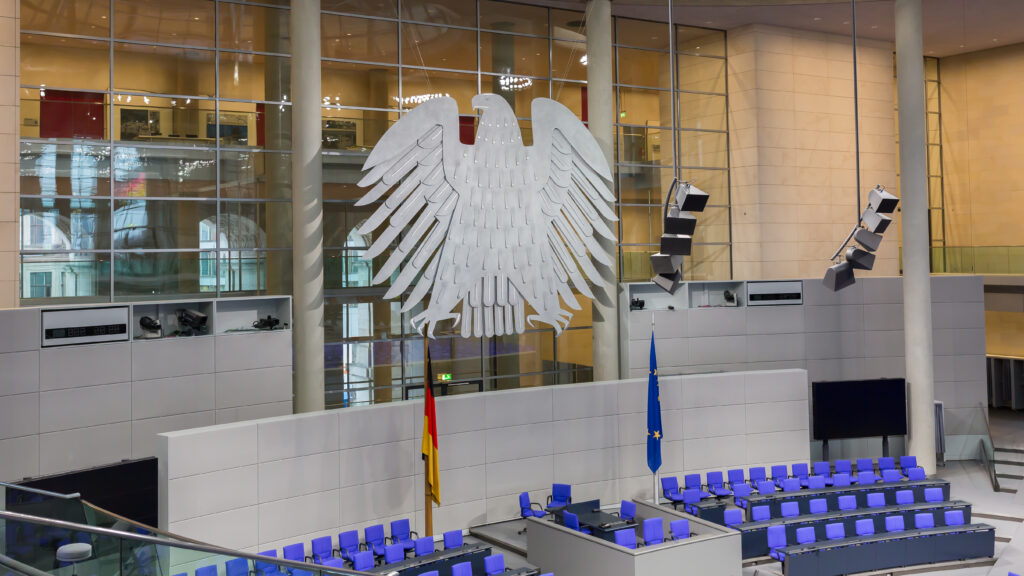 Der Bundestag in Berlin. Foto: iStock/ Christian Ader