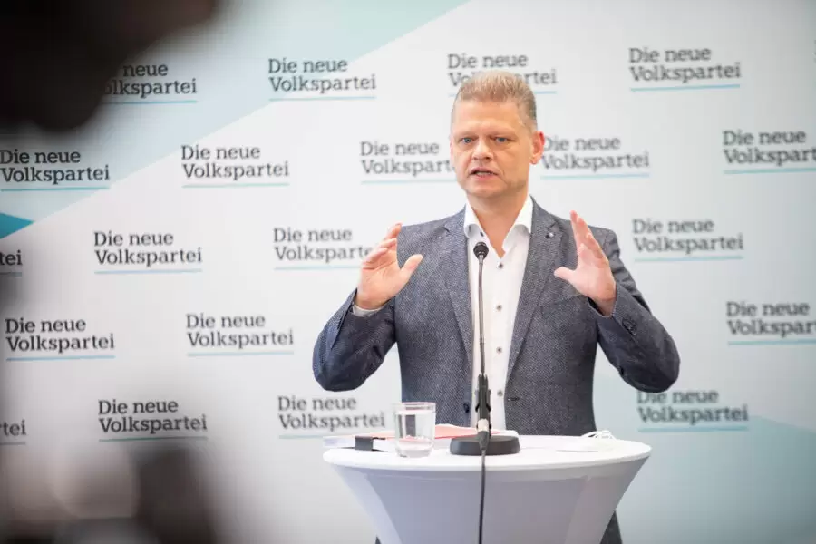 Andreas Hanger bietet allen Fraktionen im U-Ausschuss "volle Kooperation" an- Foto: Volkspartei/Glaser