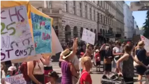 Screenshot/Twitter/Susanne Schaffer