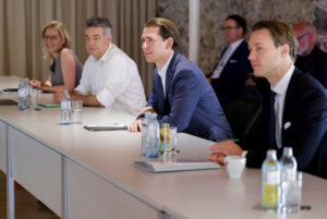 Bundeskanzler Sebastian Kurz, Vizekanzler Werner Kogler: beim Sommerministerrat. Foto: BKA/ Andy Wenzel