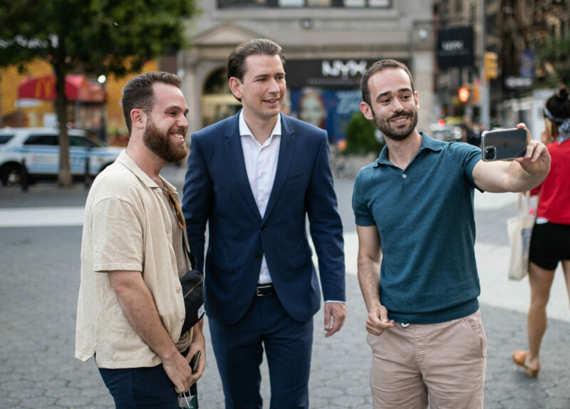 In New York fand der Sebastian Kurz Zeit für Fotos. BKA/ Arno Melicharek
