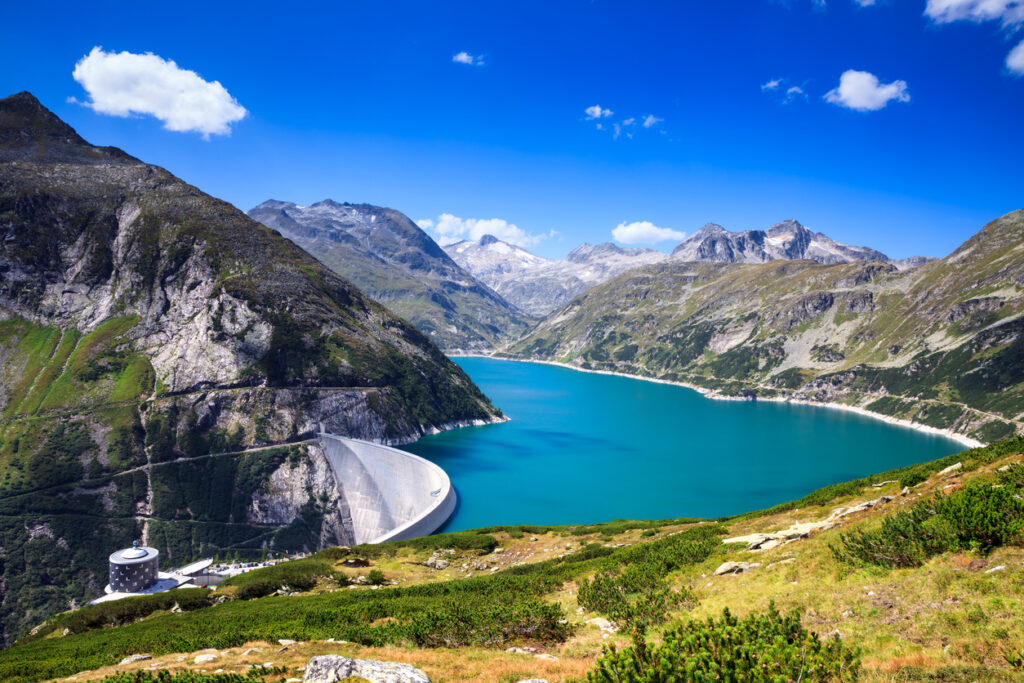 Staudamm-See in Kölnbrein/Österreich; Foto: istock/borchee Staudamm-See in Kölnbrein/Österreich; Foto: istock/borchee