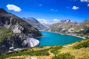 Staudamm-See in Kölnbrein/Österreich; Foto: istock/borchee