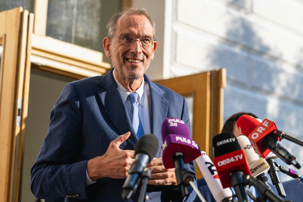Bildungsminister Heinz Faßmann beim Schulstart an einer Wiener VS. - Foto: BKA/Florian Schrötter