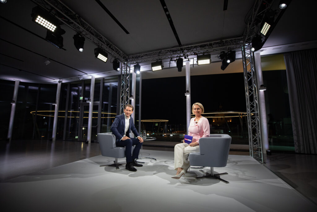 Bundeskanzler Sebastian Kurz beim ORF-Sommergespräch. - Foto: Jakob Glaser