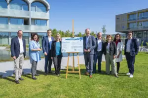 Konferenz in Langenlois: Landesrat Johannes Rauch, LH-Stv. Ingrid Felipe, Landesrat Stefan Kaineder, Bundesministerin Leonore Gewessler, LHStv. Stephan Pernkopf, LHStv. Heinrich Schellhorn, Landesrätin Ursula Lackner, Landesrätin Sara Schaar, Stadtrat Jürgen Czernohorszky; Foto: Kaufmann