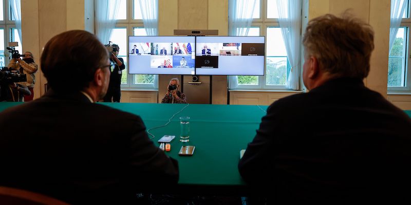 Videokonferenz der Bundesregierung mit den Landeshauptleuten zu den Corona-Maßnahmen. Foto: BKA/Andy Wenzel