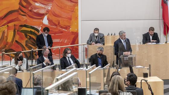 Bundeskanzler Nehammer im Bundesrat. Foto: Parlamentsdirektion / Michael Buchner