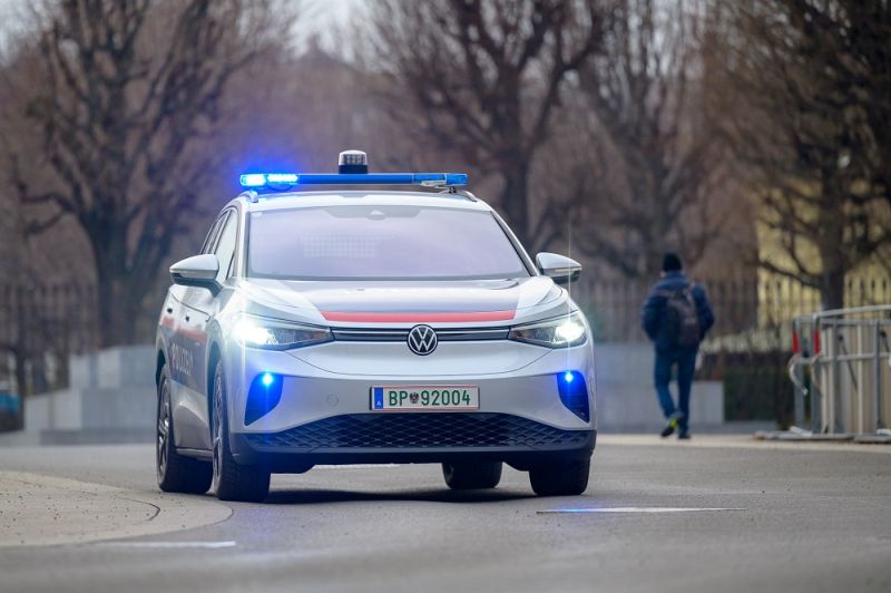 Vollelektrisches Polizeiauto VW ID4 im Einsatz in Wien. Foto: BMI / Jürgen Makowecz