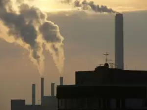 Die Bepreisung von Kohlendioxid (Co2) erfolgt erst ab Herbst. Bild: Michael Bührke/pixelio