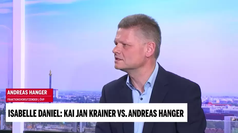 Andreas Hanger im Gespräch bei oe24. Screenshot: oe24