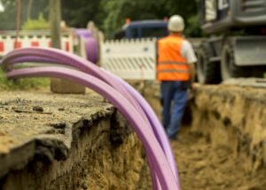 Der Breitbandausbau schreitet voran. 7 von 10 Haushalte verfügen bereits über einen Gigabitanschluss. . Foto: iStock deepblue4you