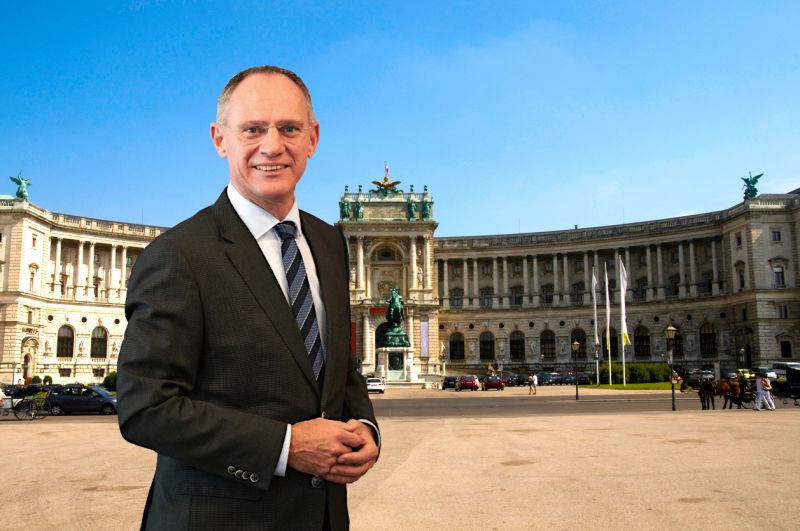 Innenminister Gerhard Karner lädt Montag und Dienstag zu einer Rückführungskonferenz in die Hofburg nach Wien ein. Foto: BMI / Karl Schober / iStock burakpekakcan