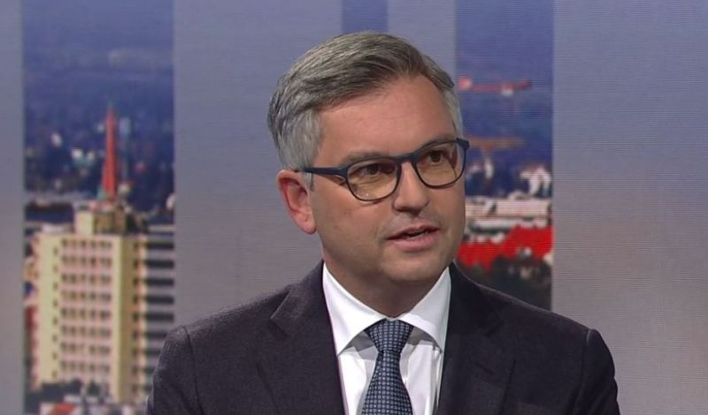Finanzminister Magnus Brunner sprach in der Pressestunde über die wirtschaftlichen Auswirkungen des Krieges in der Ukraine. Screenshot: ORF-Pressestunde / ORF-TVthek