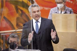 Mit der Regierungsumbildung wurden auch Ressortzuständigkeiten neu geordnet. Bundeskanzler Karl Nehammer. Foto: Parlamentsdirektion / Thomas Topf