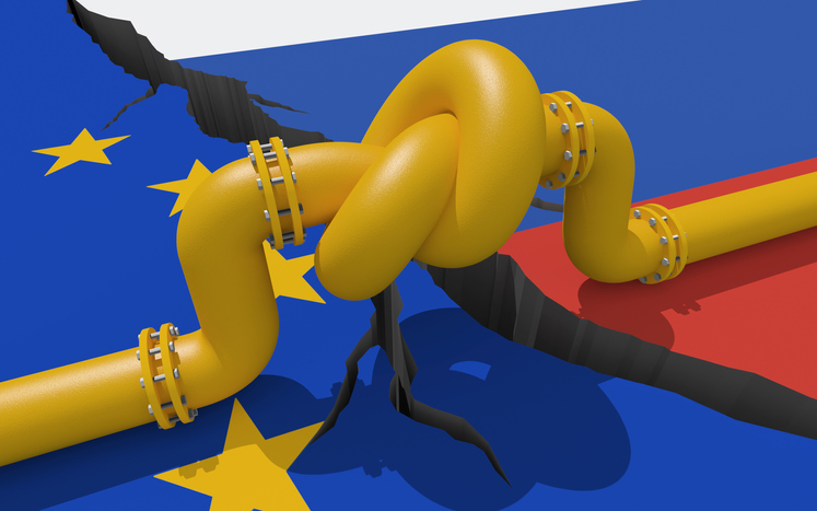 Bald wird kein Tropfen Öl mehr von Russland nach Europa fließen. Die EU steht vor der Einigung zu einem 6. Sanktionspaket samt Öl-Embargo. Foto: istock / Yakobchuk