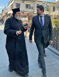 Lukas Mandl (re.) im März in Syrien mit Ignatius Aphrem II, Patriarch der syrisch-orthodoxen Kirche. Foto: Büro MEP Mandl
