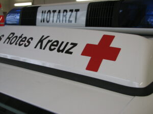 Wegen eines Mangels an Blutkonserven rufen das Rote Kreuz und die Bundesregierung auf, Blut zu spenden. Foto: Günther Richter, pixelio.de