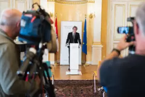 Energie sparsam einsetzen ist ein Gebot der Stunde - und Inhalt einer breiten Initiative an Österreichs Schulen, das Bildungsminister Martin Polaschek präsentierte. Foto: Florian Schrötter