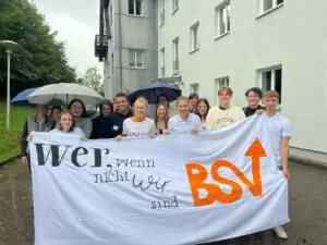 Die Bundesschülervertretung ist die gesetzlich verankerte und gewählte Interessensvertretung aller 1,1 Millionen Schüler Österreichs. Die frisch gewählte Bundesschulsprecherin Flora Schmudermayer hat für das Schuljahr 2022/23 das Schwerpunkt-Paket “build(ung) it - der Bauplan für die Schule der Zukunft” geschnürt. Foto: Schülerunion