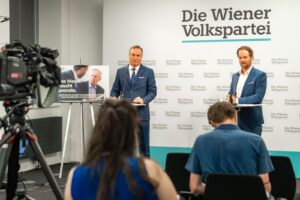 In der Causa Wien Energie werden ÖVP und FPÖ nun einen Antrag auf eine Untersuchungskommission stellen. Das gaben die Obleute beider Wiener Parteien am Freitag im Rahmen einer Pressekonferenz bekannt. Foto: Die Wiener Volkspartei