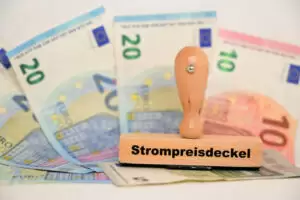 Der Strompreis wird in Österreich gedeckelt. Am Mittwoch wird die Bundesregierung die Strompreisbremse präsentieren. Damit setzt man in Österreich den Weg der Entlastung der Bürger fort. Foto: IMAGO/Iobeca