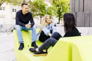 Interessiert sich junge Menschen für Politik? Foto: boggy22/ iStock