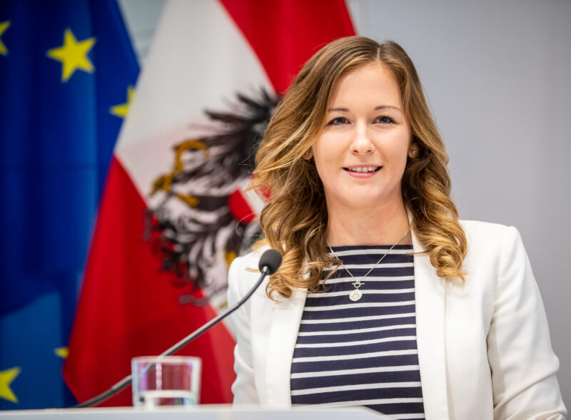 Mit Claudia Plakolm als erste Jugendstaatssekretärin hat die Jugend in Österreich eine aus ihren Reihen in der Regierung. Foto: BKA/Melicharek