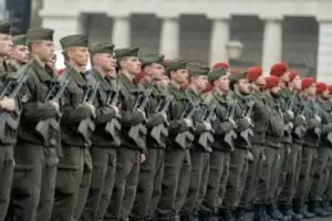 Grundwehrdiener und auch Zivildiener dürfen sich ab 2023 über eine höhere Grundvergütung freuen. Für ÖVP-Abg. Hermann Gahr ist es ein "Zeichen der Wertschätzung." Foto: BKA / Florian Schrötter