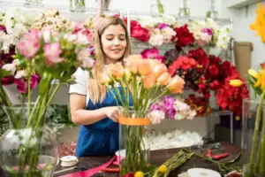 Auch 2022 hielt trotz Krisen der Trend an und es wurden wieder über 85.000 Gewerbe in Österreich angemeldet. Foto: istock / Antonio_Diaz