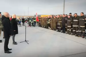 Tanner bei der Rückkehr der Katastrophenhilfeeinheit nach Österreich. Foto: Bundesheer