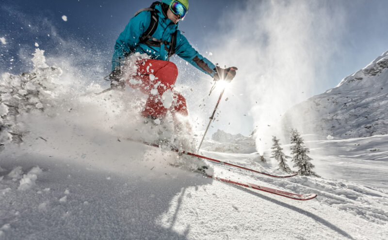 Durch die vielen Mengen Neuschnee in den letzten Wochen sind die Buchungszahlen im heimischen Tourismus weiterhin hoch für die Semesterferien. Foto: iStock / Jag_cz Durch die vielen Mengen Neuschnee in den letzten Wochen sind die Buchungszahlen im heimischen Tourismus weiterhin hoch für die Semesterferien. Foto: iStock / Jag_cz