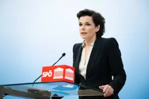 Droht Pamela Rendi-Wagner das Ende an der Spitze der SPÖ? Am Montag wird das Ergebnis der SPÖ-Mitgliederbefragung bekanntgegeben. Foto: flickr.com/SPÖ-Parlamentsklub/David Višnjić