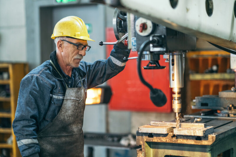 Österreich verzeichnet einen Beschäftigungsrekord. Trotz leichtem Anstieg der Arbeitslosigkeit ist die Zahl bei älteren Arbeitslosen weiter rückläufig. Foto: istock / RainStar Österreich verzeichnet einen Beschäftigungsrekord. Trotz leichtem Anstieg der Arbeitslosigkeit ist die Zahl bei älteren Arbeitslosen weiter rückläufig. Foto: istock / RainStar