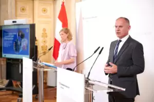 Für Innenminister Gerhard Karner muss klar und konsequent gegen Asylmissbrauch aufgetreten werden. Aktuelle Zahlen bestätigen diesen Kurs Foto: BMI/Karl Schober
