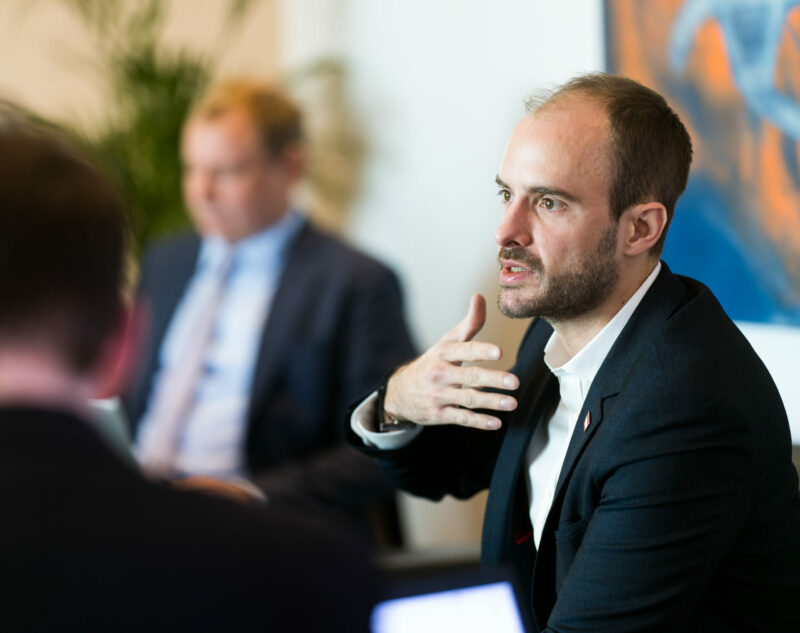 Mit über 1 Million Nutzer setzt sich der Erfolgsweg der ID Austria weiter fort. Es ist eines der Herzstücke in der Arbeit von Digitalisierungsstaatssekretär Florian Turskys. Foto: BKA / Christopher Dunker