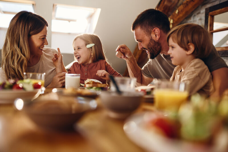 Das Zukunftsdepot zum Start ins Leben ist ein Modell für jede Familie. Foto: iStock/ skynesher