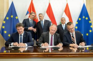 Gemeinsame Polizei-Einsätze an den Grenzen: Gasic, Karner und Retvari.