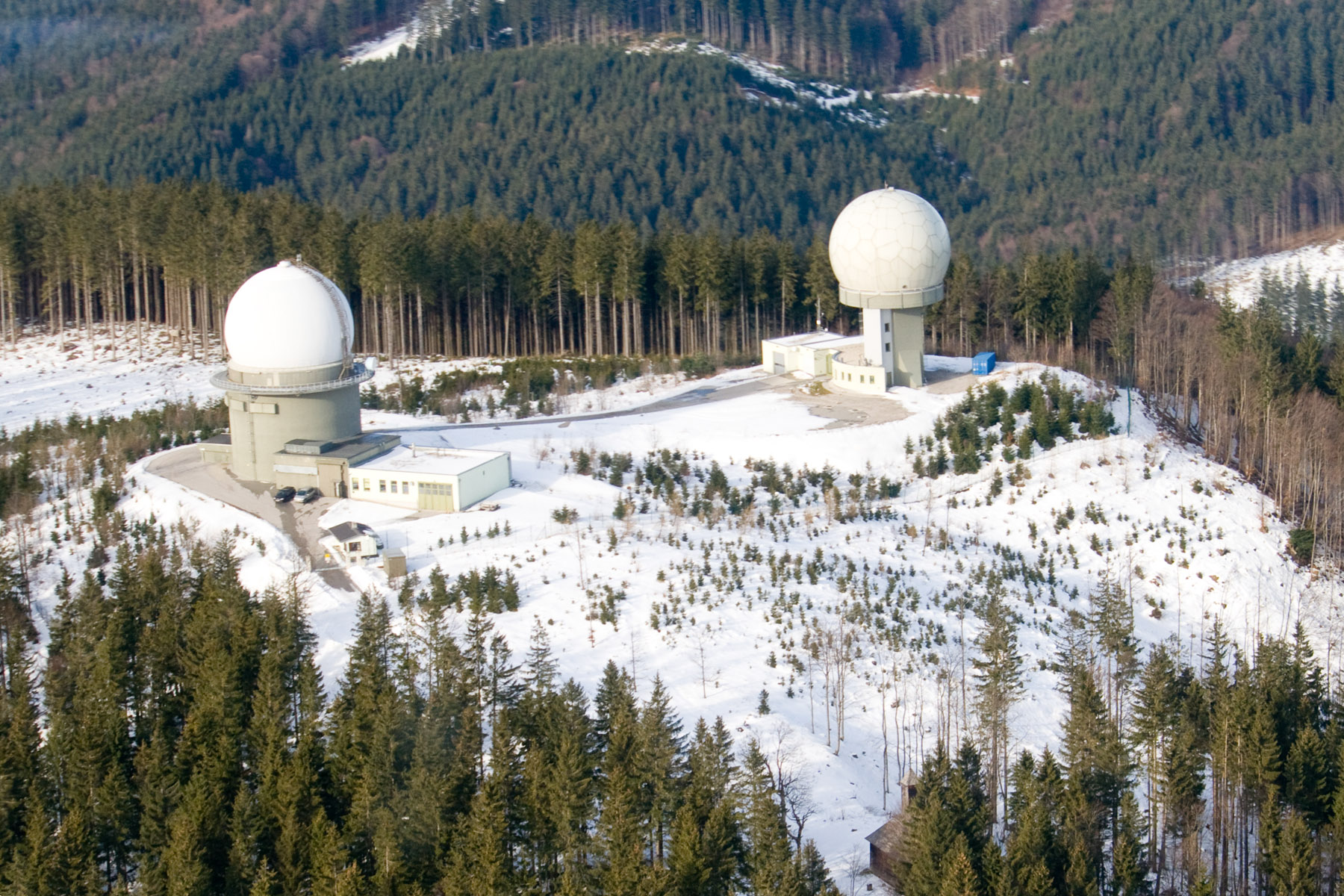 Die Bedrohung Europas hat sich mit Russlands Angriff auf die Ukraine verschärft, nun soll ein Drohnenwall im Osten Europa schütze (Bild: Luftraumüberwachung in Österreich). Foto: BMLV