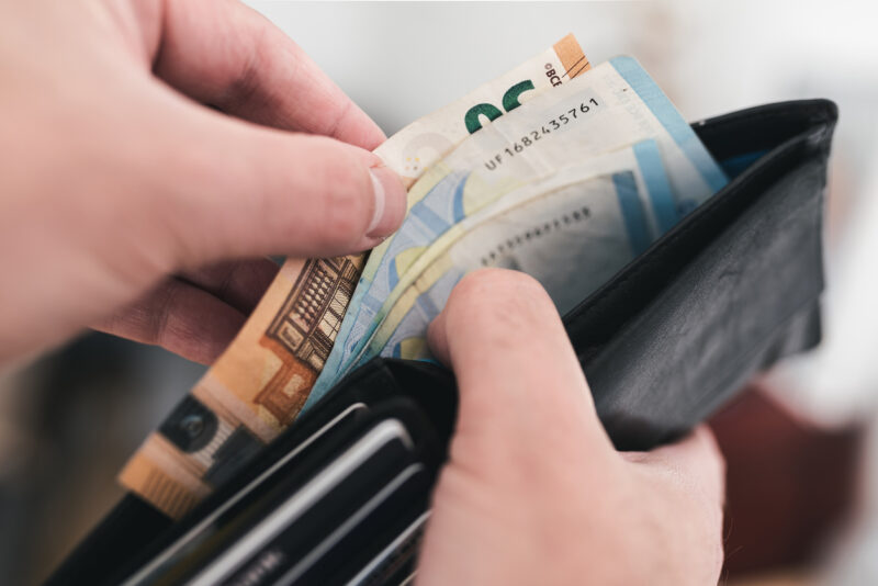 Verbände und Organisationen reagieren erfreut über die Ausweitung des Spendenabsetzbarkeit. Foto: stock/Christian Horz