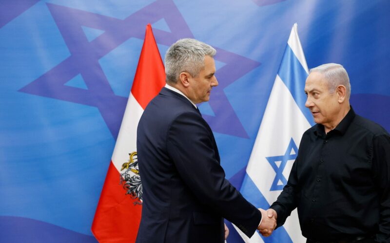 Bundeskanzler Karl Nehammer traf vor wenigen Tagen Israels Regierungschef Benjamin Netanjahu: Österreich steht an der Seite Israels, verurteilt den Terror. Foto: Bka/Dragan Tatic