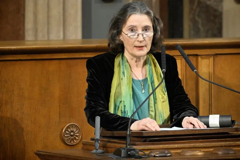 "Antisemitismus ist das Böse an sich": Monika Schwarz-Friesel in ihrer Keynote bei Gedenktag gegen Gewalt und Rassismus im Parlament in Wien. Alle Fotos: Parlament/Zinner