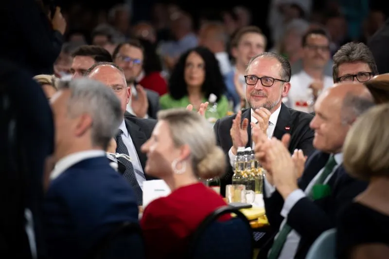 Außenminister Alexander Schallenberg, Familienministerin Susanne Raab bei Auftakt zum Endspurt der Europapartei ÖVP.