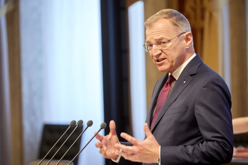 Landeshauptmann Thomas Stelzer führt seit 1. Juli den Vorsitz der LH-Konferenz. Er sprach am Donnerstag vor dem Bundesrat. Foto: Parlamentsdirektion/Thomas Topf