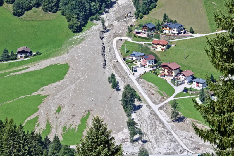 Jeden Sommer werden Teile Österreichs von Naturkatastrophen heimgesucht. Der Katastrophenschutz verhindert Schaden in Millionenhöhe. Foto: istock/Harald Schmidt