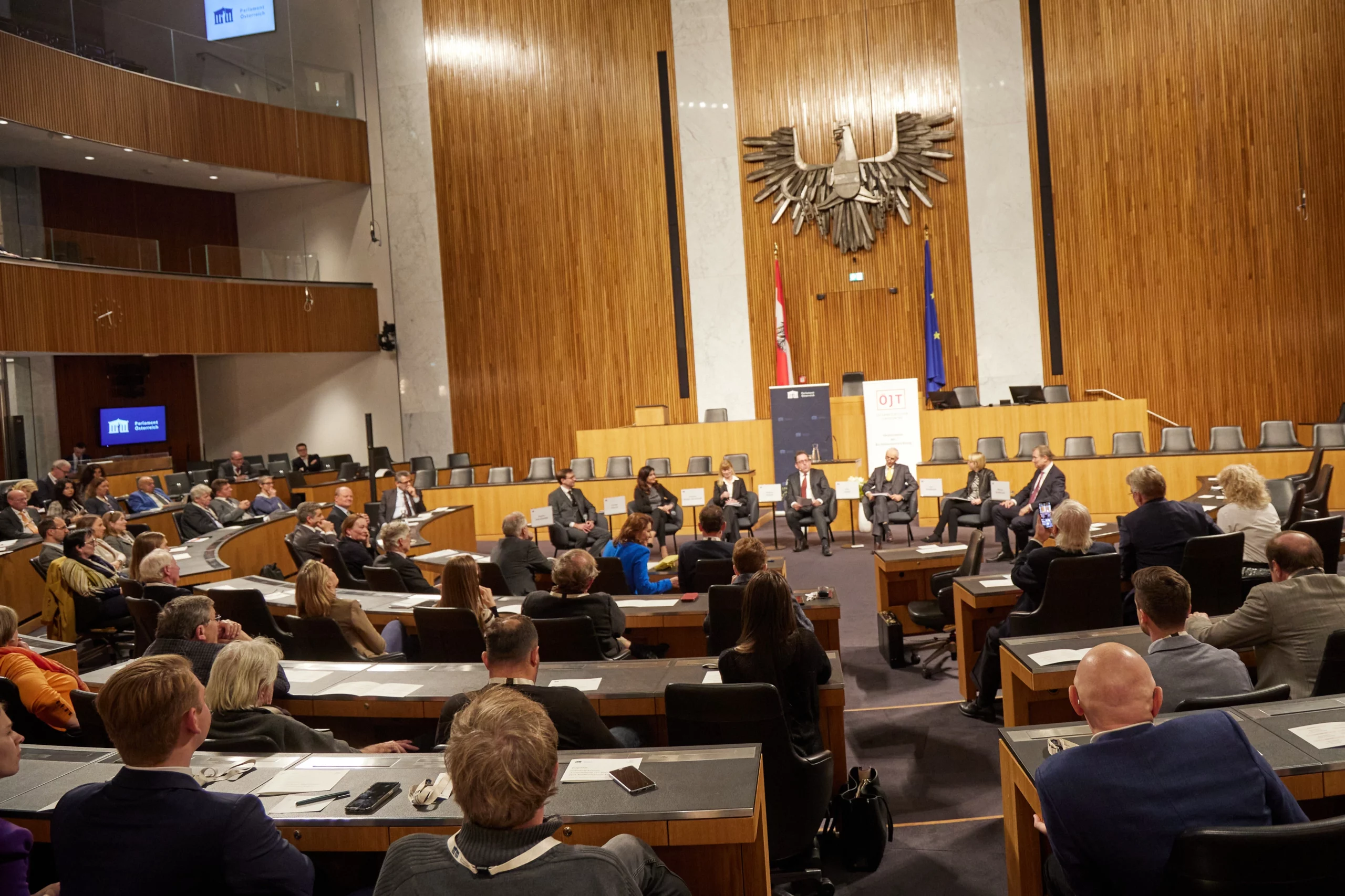 Juristentag lud in das Parlament zur Debatte über die Sicherstellung von Datenträgern.